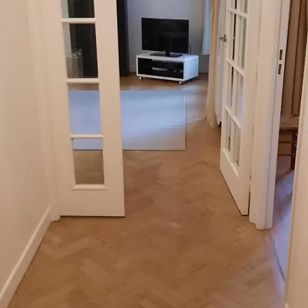 Apartment Confortable Avec Terrasse Et Parking *